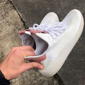 Adidas pharell hu